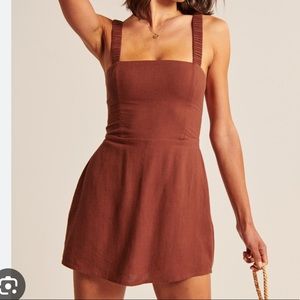 Abercrombie & Fitch Scrunchie Strap
Skort Dress